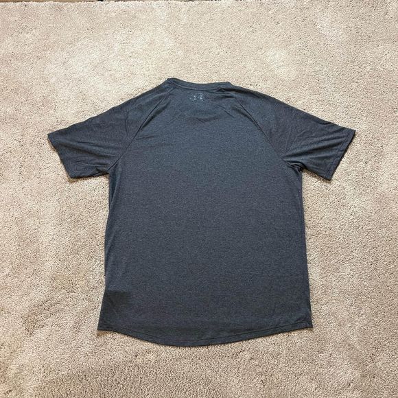 Men’s Under Armour Shirt Size Large - Picture 2 of 8